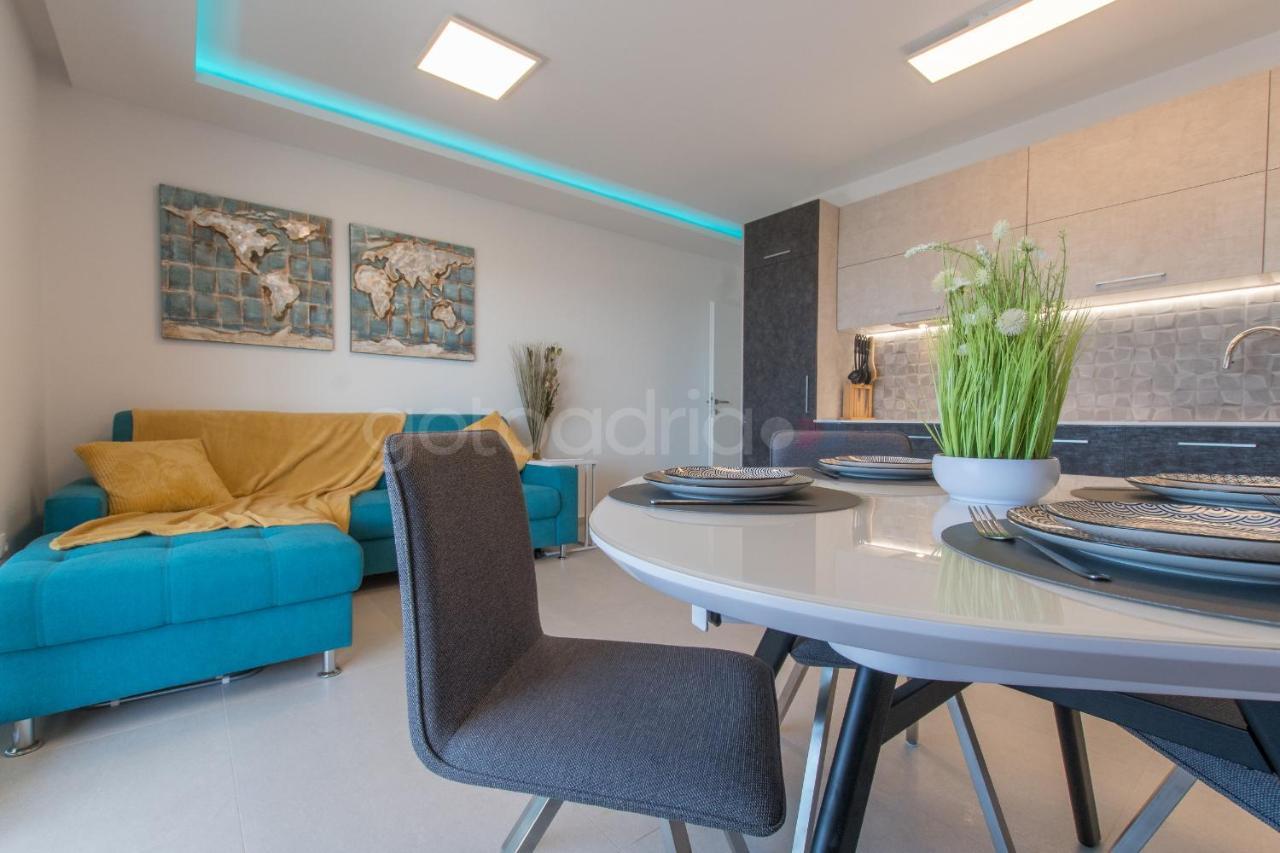Luxury Sea View Apt Padi Via Mare Makarská Exteriér fotografie